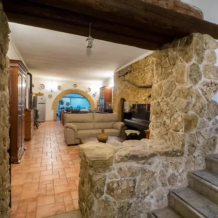 Pensionat Abbazia Ericina Affittacamere 3*